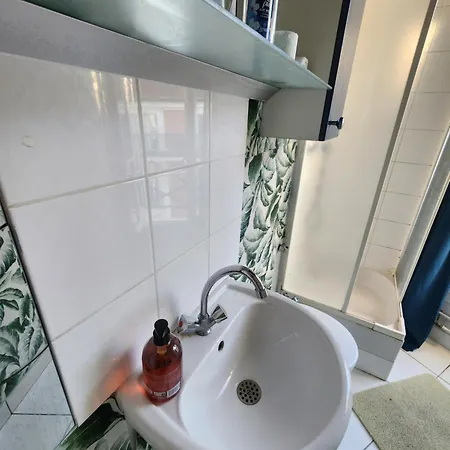 Appartamento Quiet Cosy Near Montmartre - *