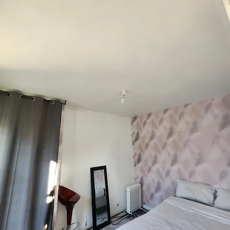 Quiet Cosy Near Montmartre - Appartamento Parigi
