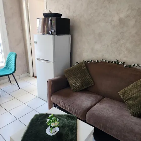 Appartamento Quiet Cosy Near Montmartre - *