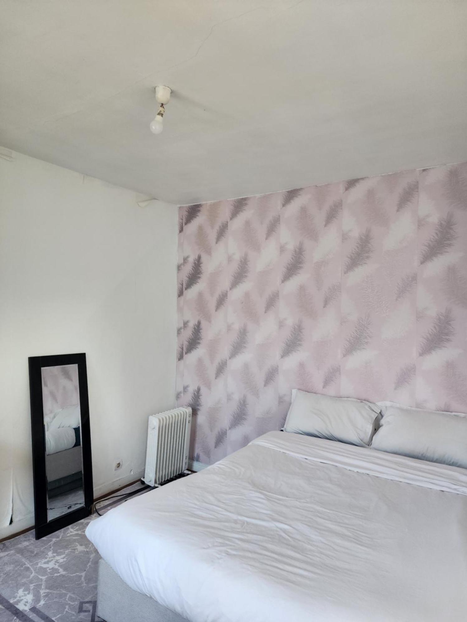 Appartamento Quiet Cosy Near Montmartre - *